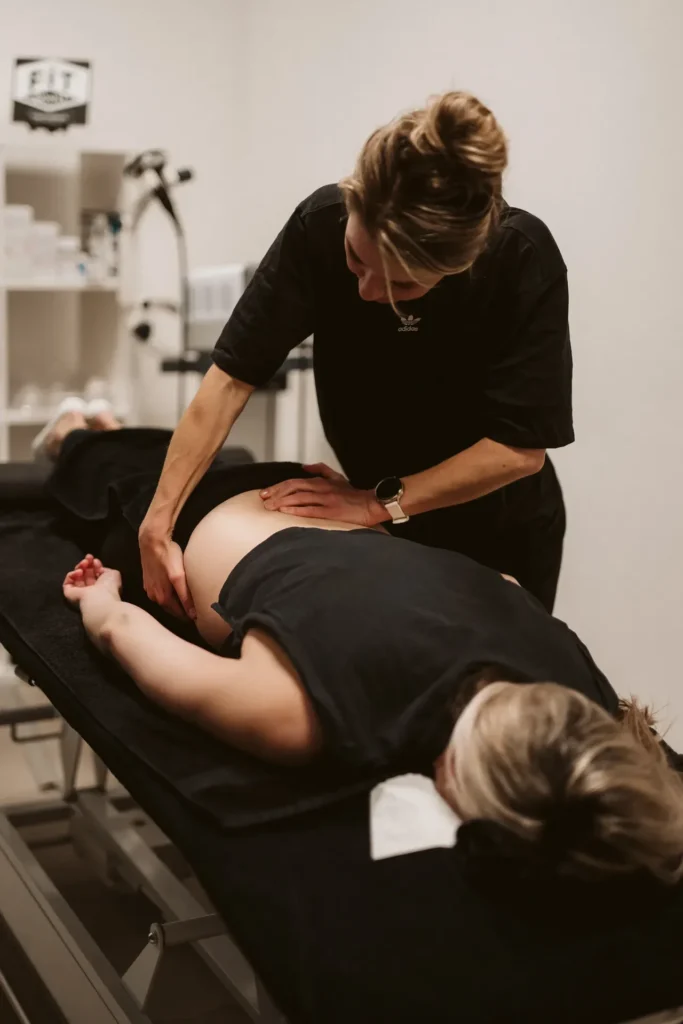 Behandeling van de lage rug en het bekken bij Fit-Boost